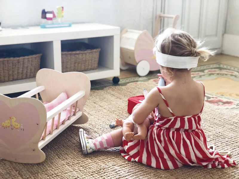 sweetiepie-doll-cot.jpg