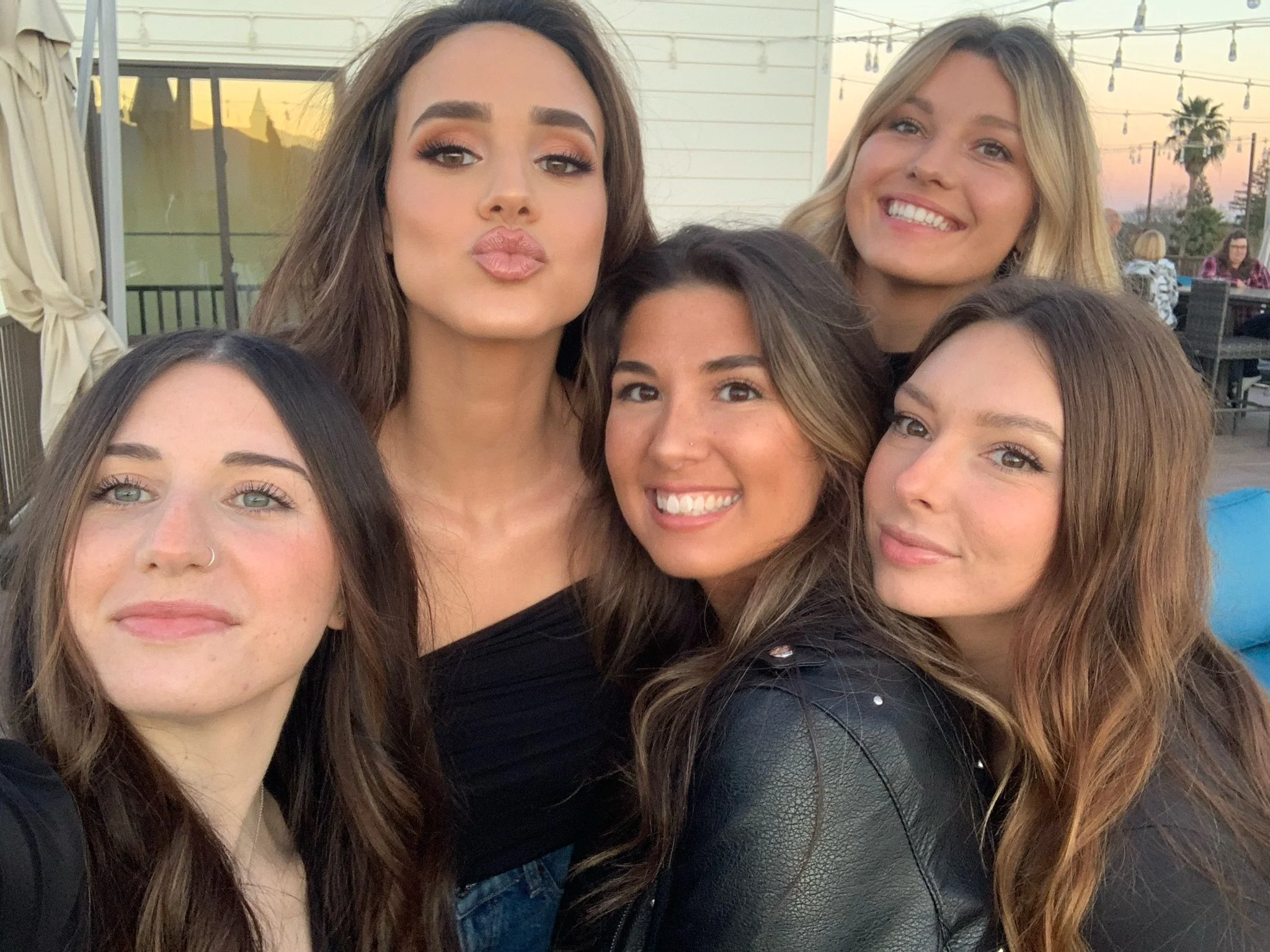 How to Make Amazing Friends