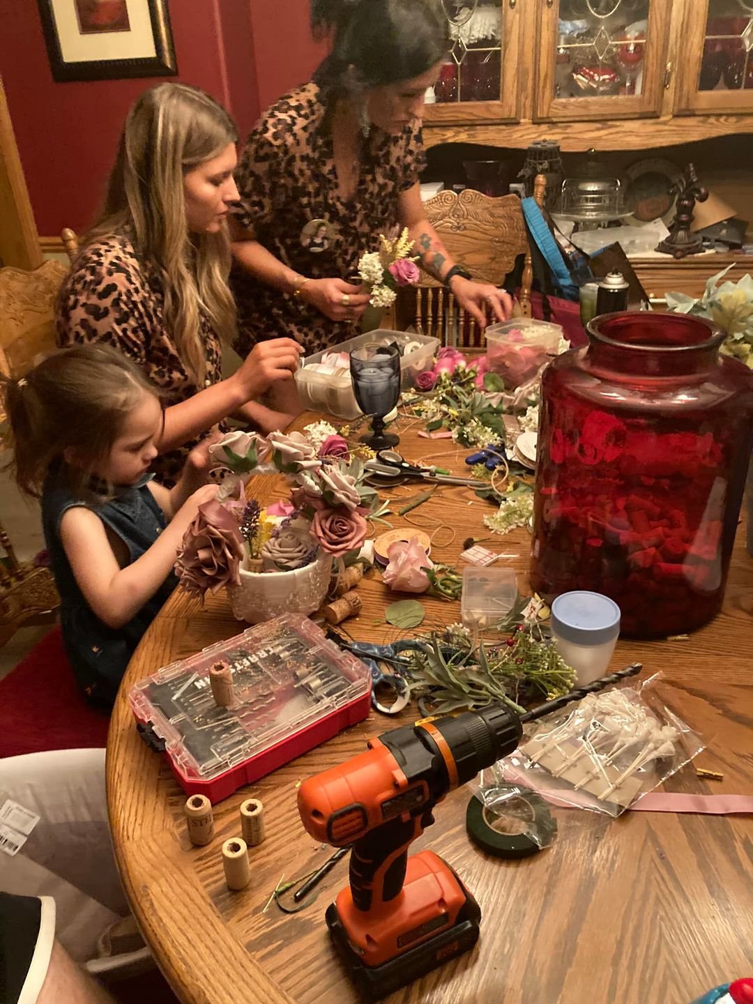 Boutonniere Making.jpeg