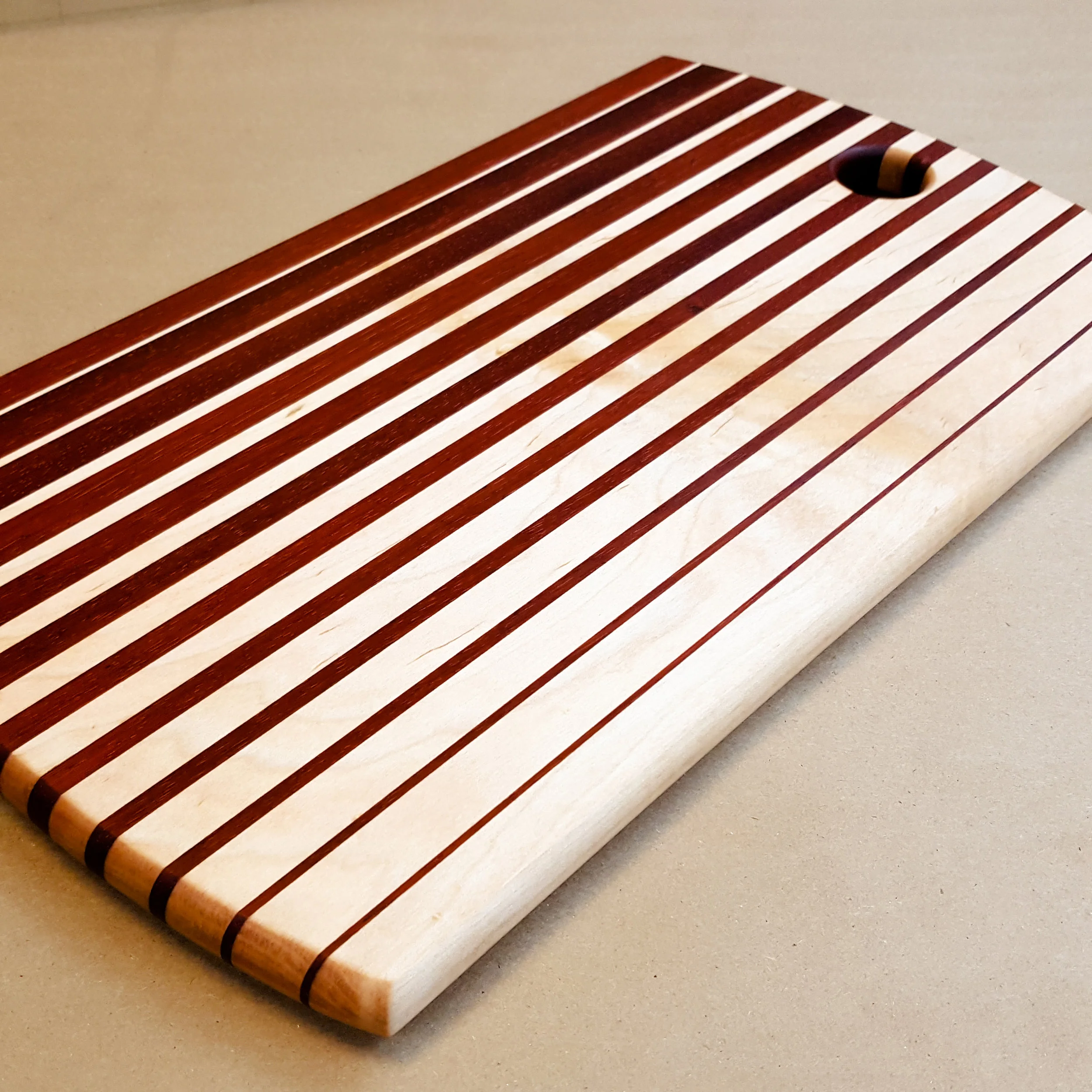 Red Gradient Board