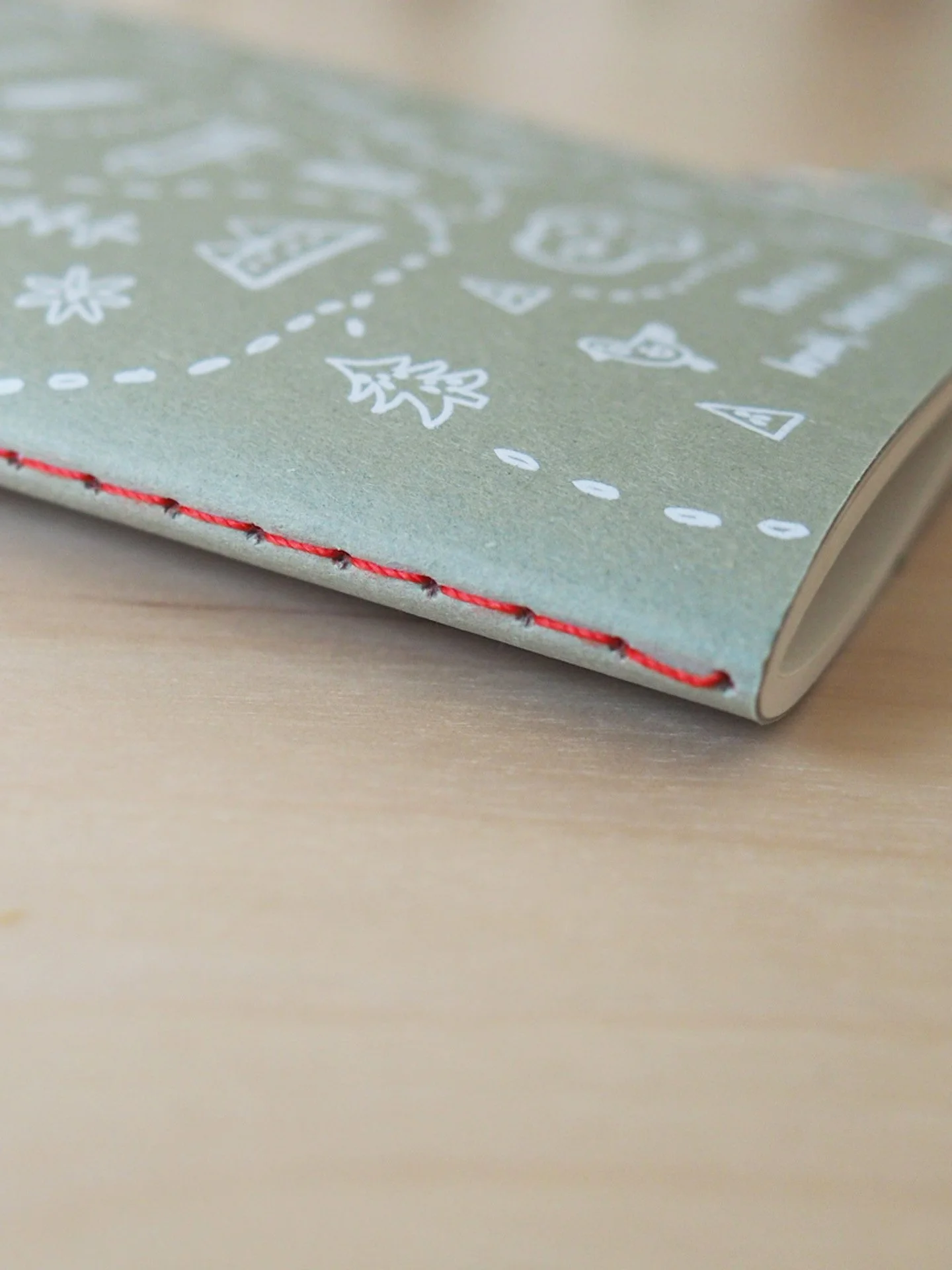 Littlepinealcie_trekking journal 12.jpg