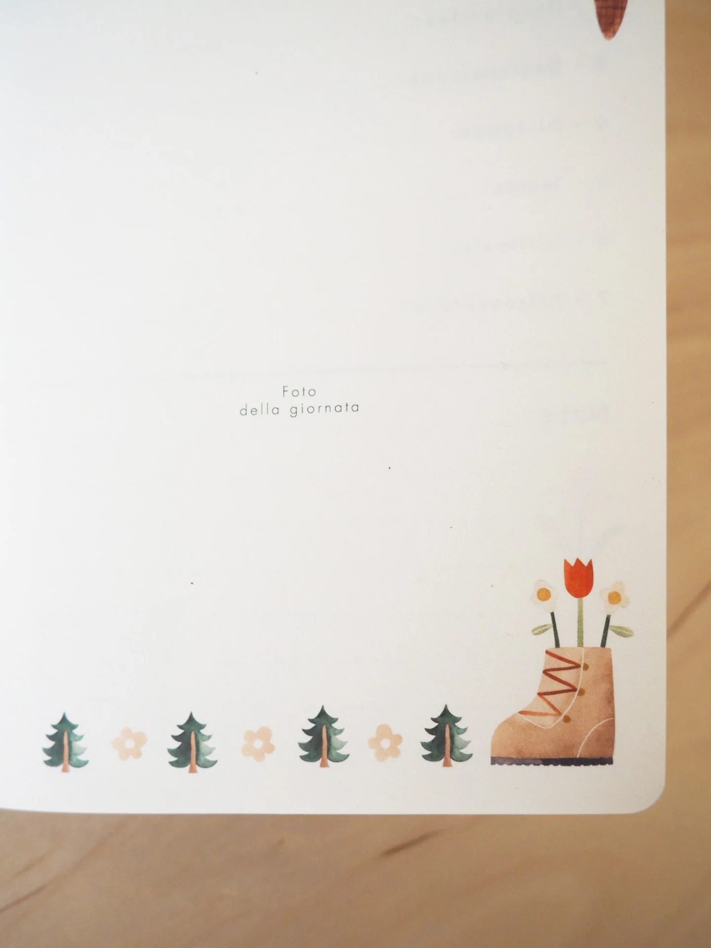 Littlepinealcie_trekking journal 6.jpg