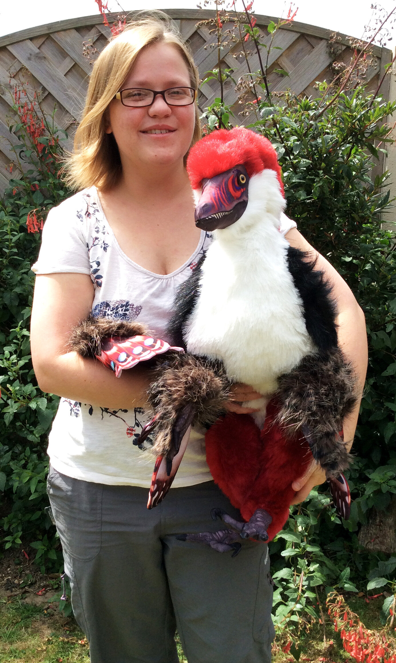 Rebecca Groom with Lifesize Velociraptor