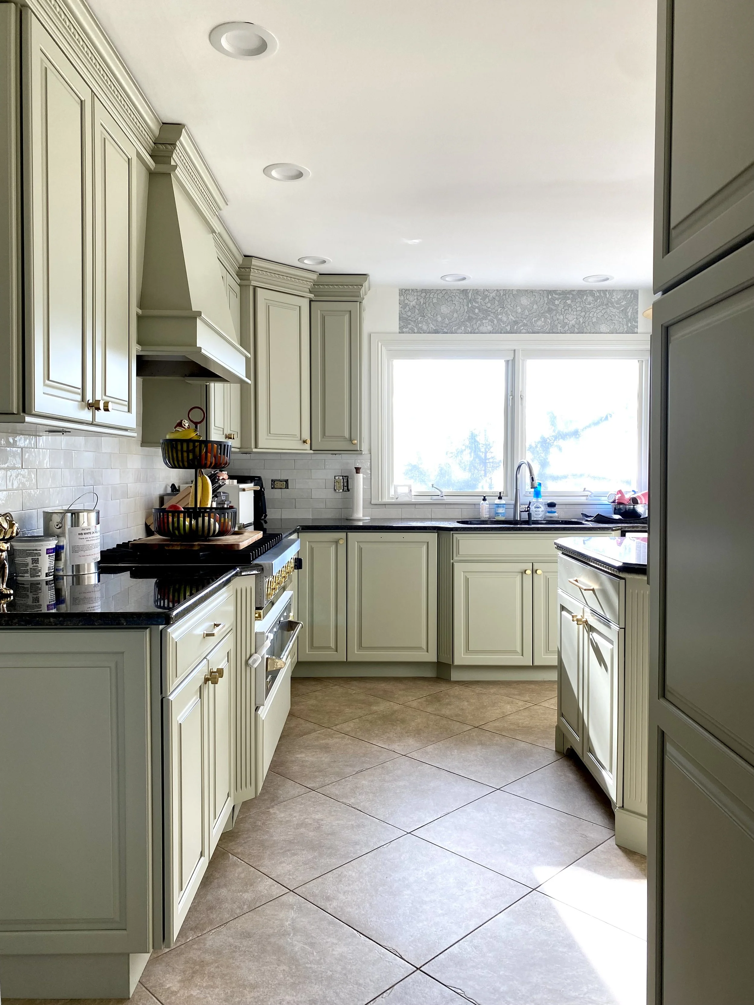 How Much Does It Cost to Paint Kitchen Cabinets in Chicago?