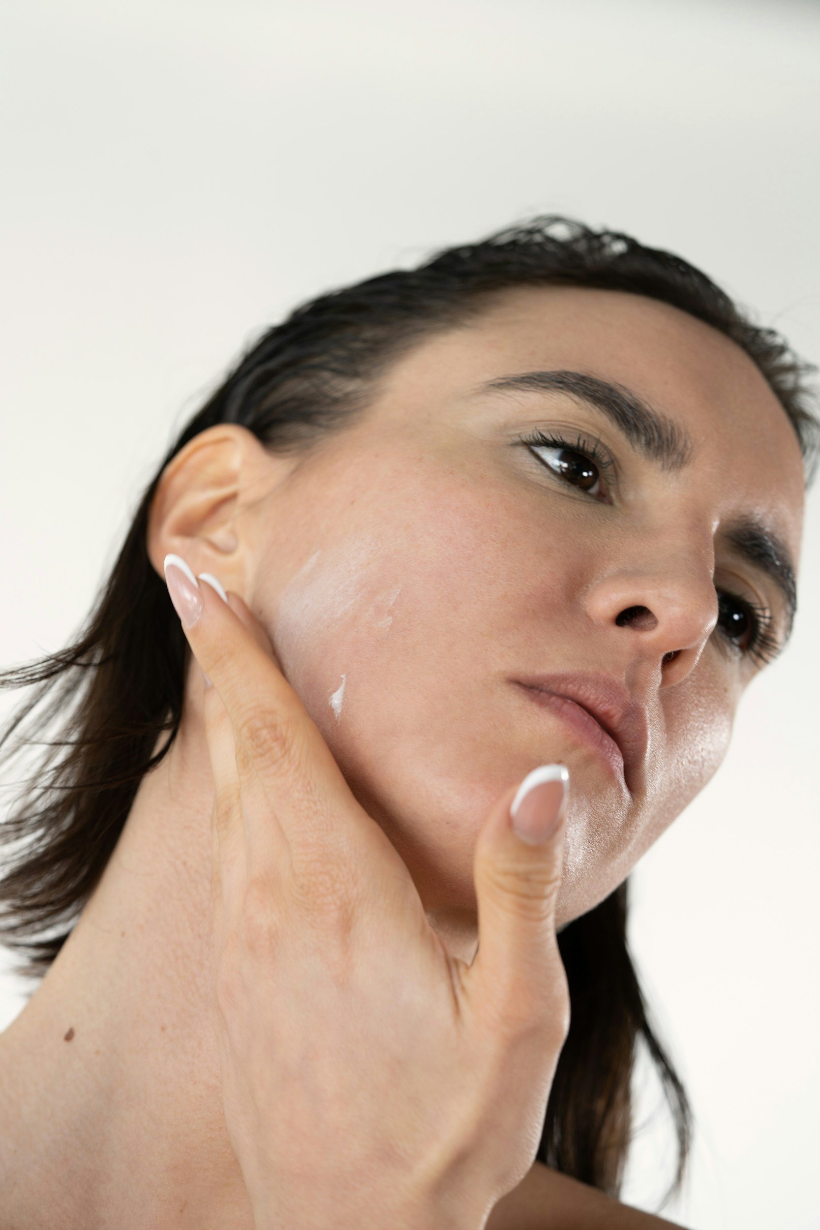 PSEUDOFOLLICULITIS BARBAE: WHAT IT IS AND HOW TO PREVENT NASTY SHAVING BUMPS