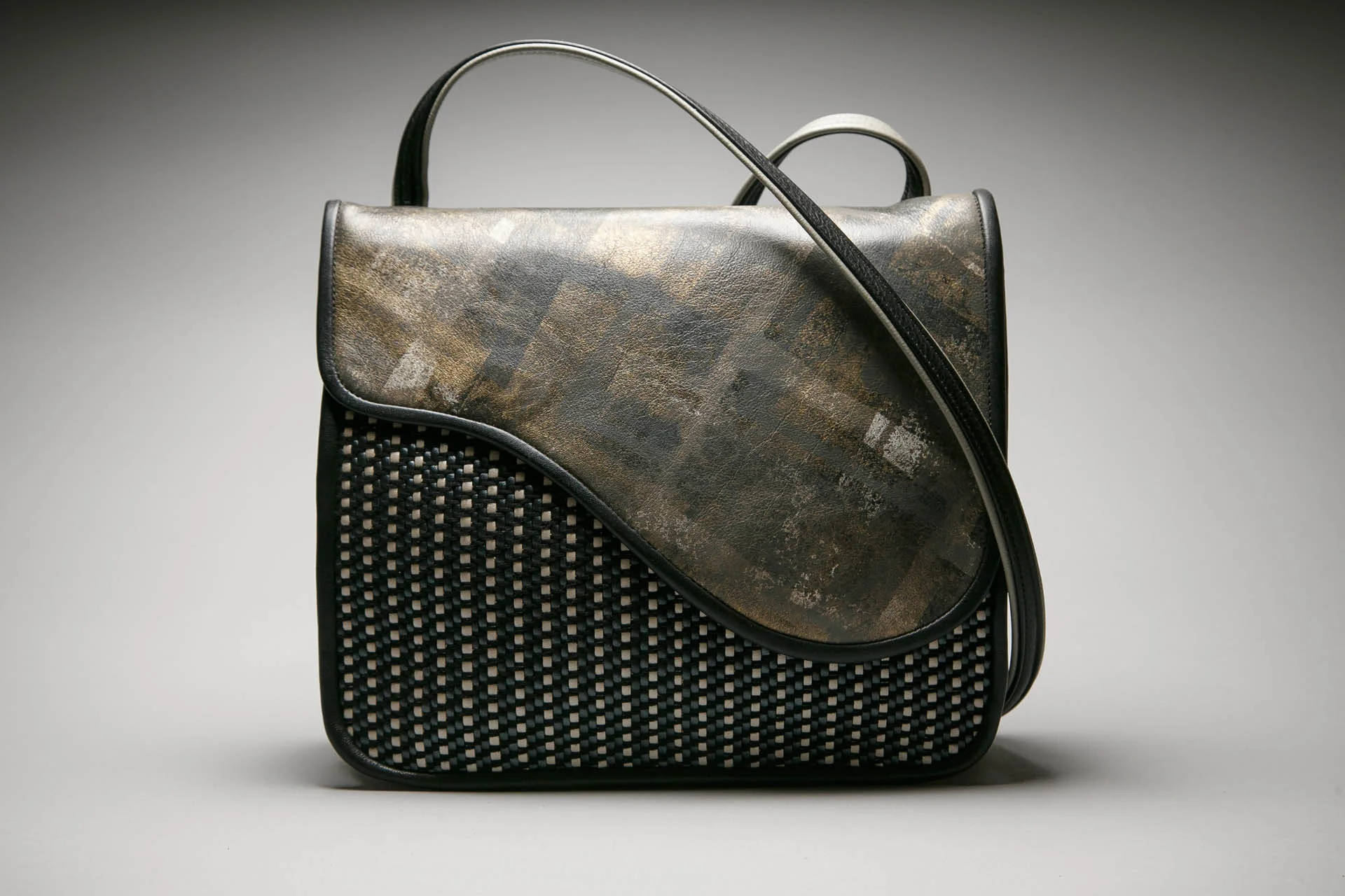 Scallop flapover shoulder camo.jpg