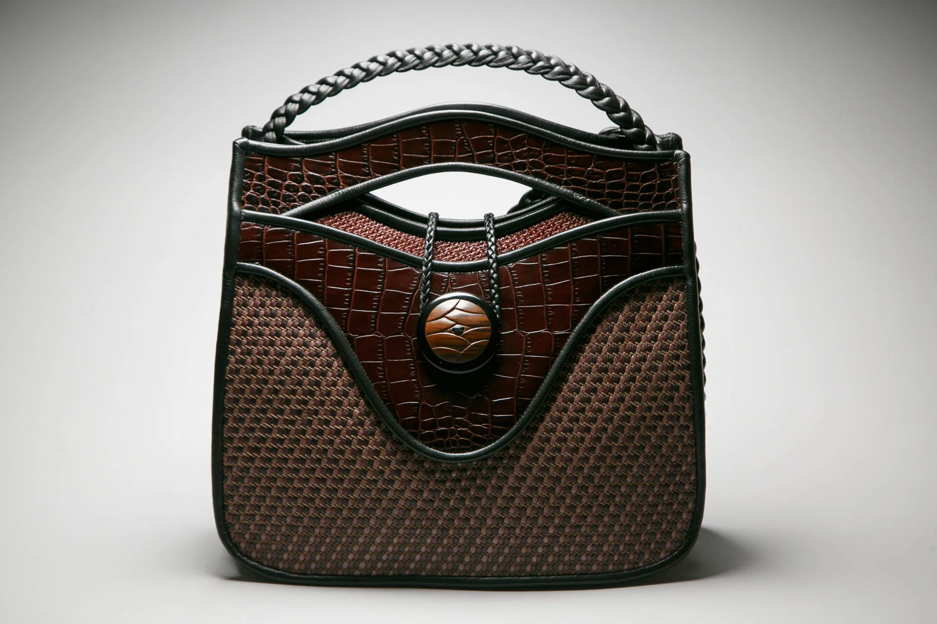 Wave handle tote woven.jpg