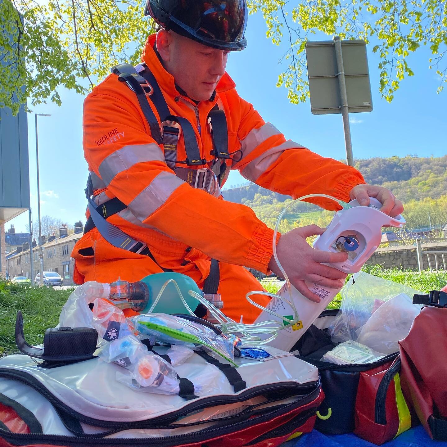 First aid / medical intervention is something often neglected by confined space rescue teams.  If your rescue team arrives on site with a couple of BA sets and an &lsquo;office&rsquo; first aid, it might be time to look elsewhere.  #confinedspace. #c