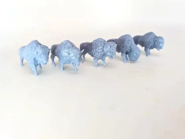 miniature_buffalos.jpg