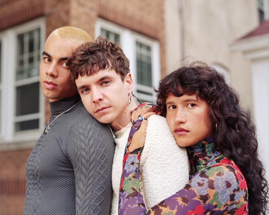 Watch: Couch Prints Releases Music Video for "Faces"