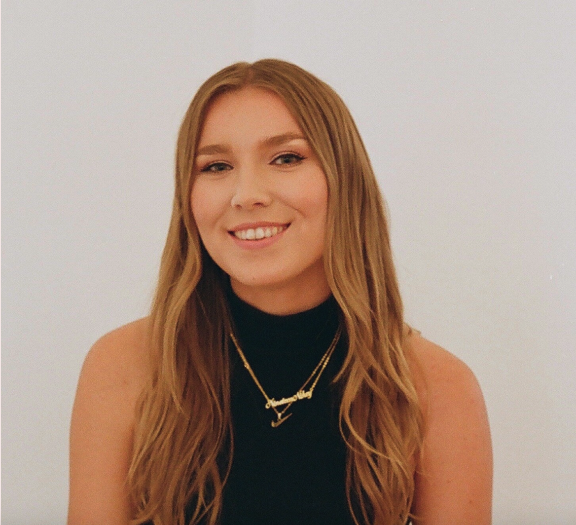 An Interview with the Creator of NineteenNikey: Andie Bain