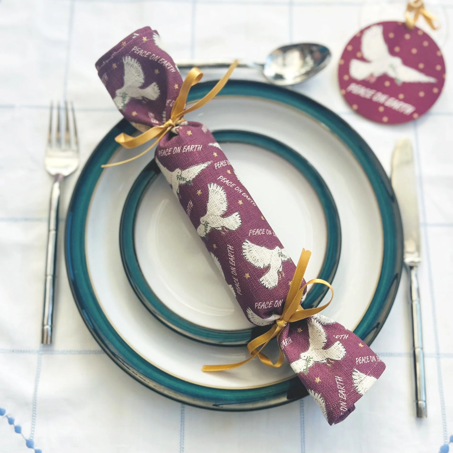 peace on earth cracker.jpg