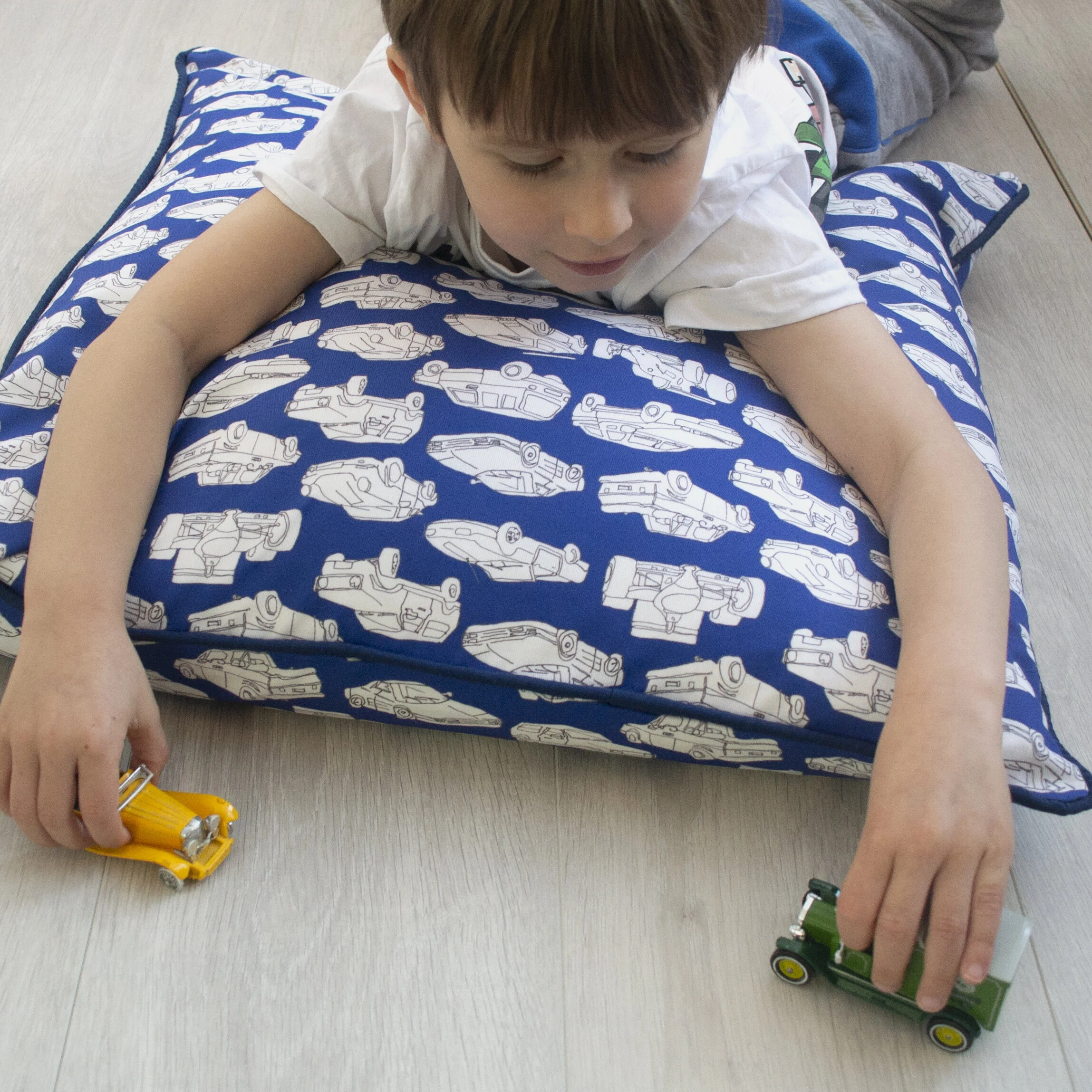 Blue Cars Floor Cushion Cover