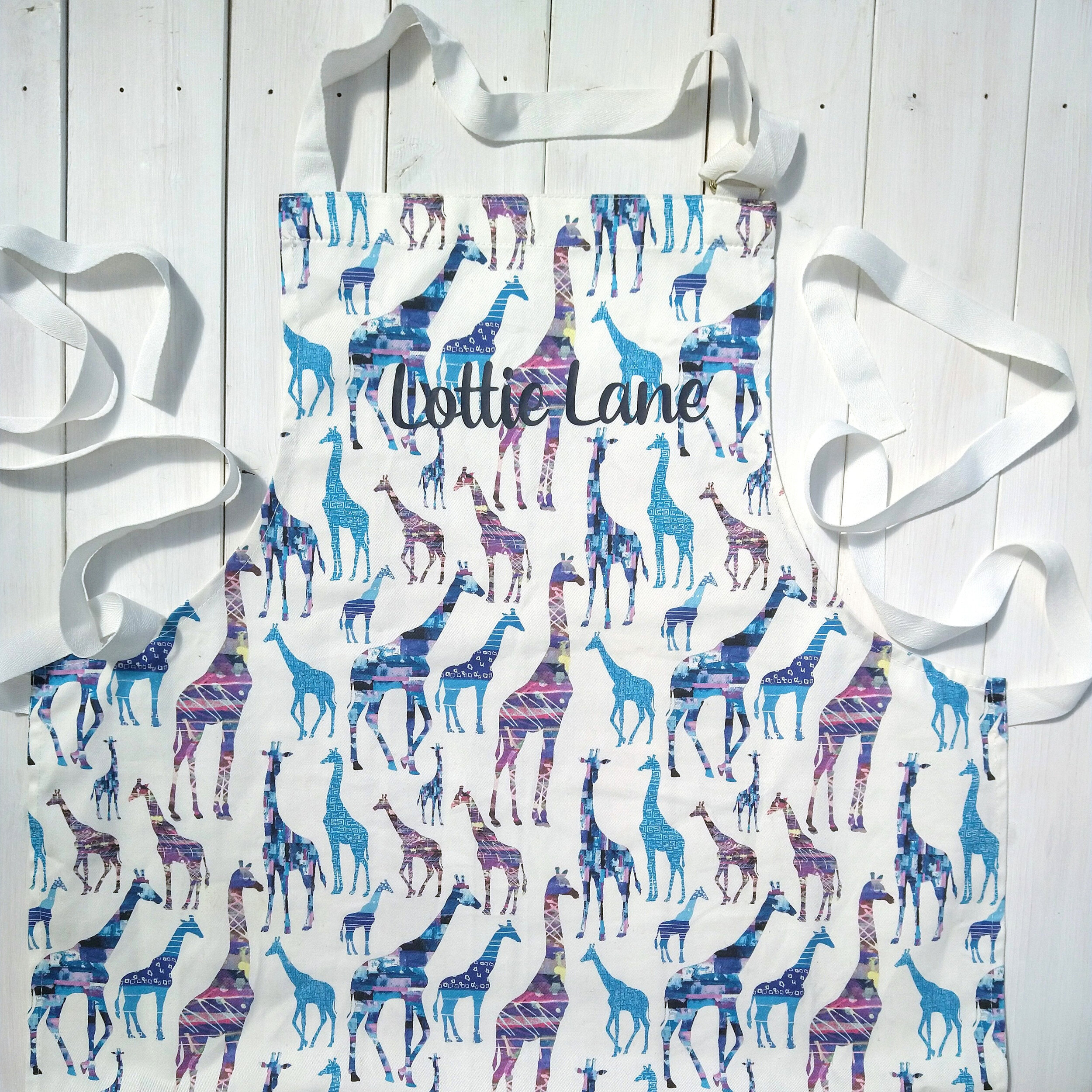 lottielane giraffe apron .jpg