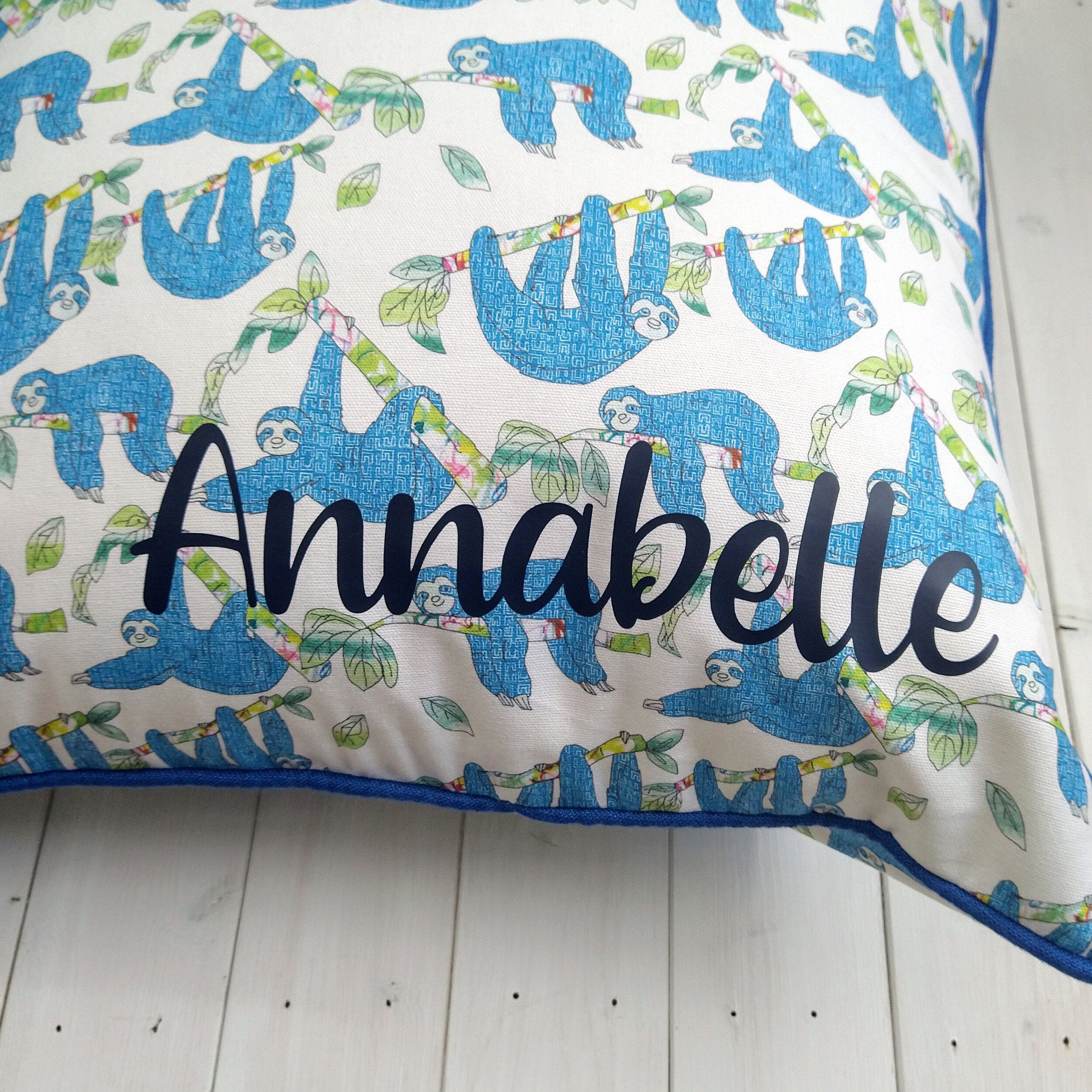 annabelle cushion2.jpg