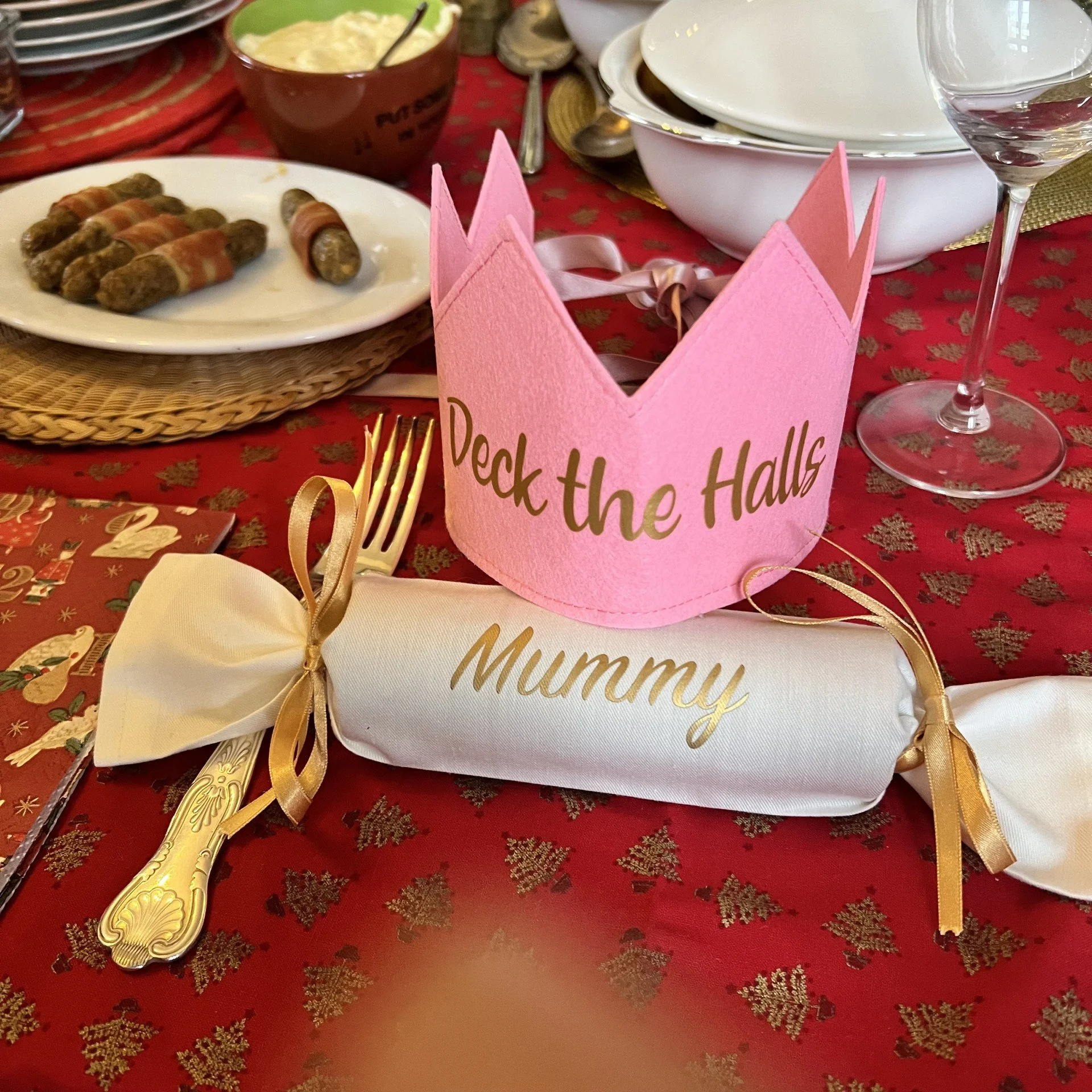 Festive Crown pics pink.jpeg