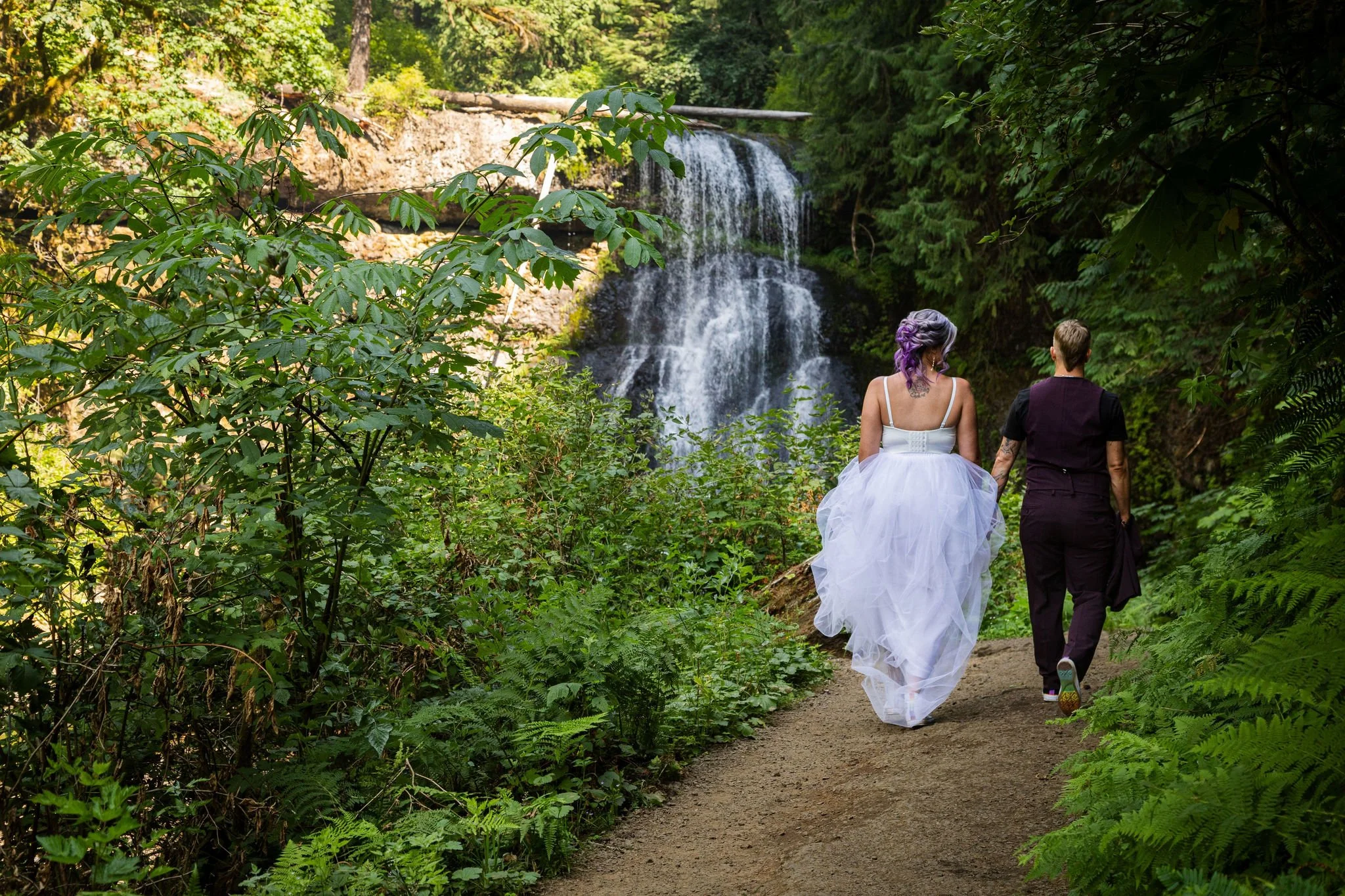 Chels_Nance_Wedding_Hike_STEPH_GRANT_STUDIOS-45.jpg