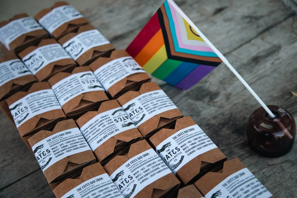 BIG_QUEER_WEDDING_PORTLAND_STEPH_GRANT-3.jpg