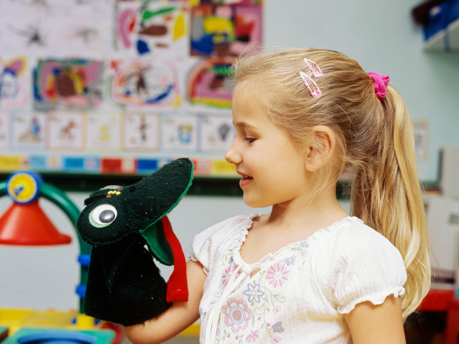 10: Using Drama and Puppets in Play Therapy