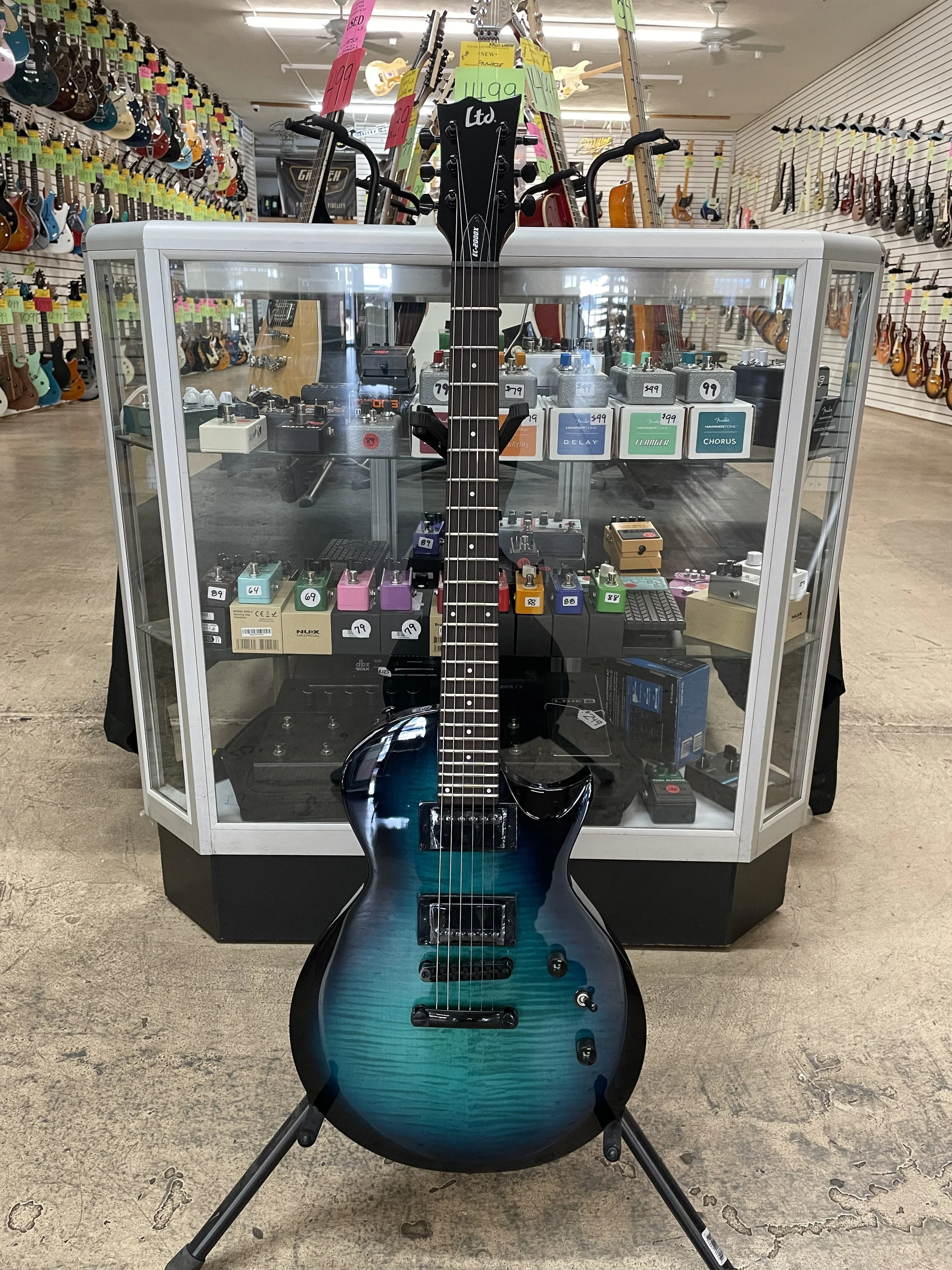 2024 ESP LTD EC-200DX Blue Burst