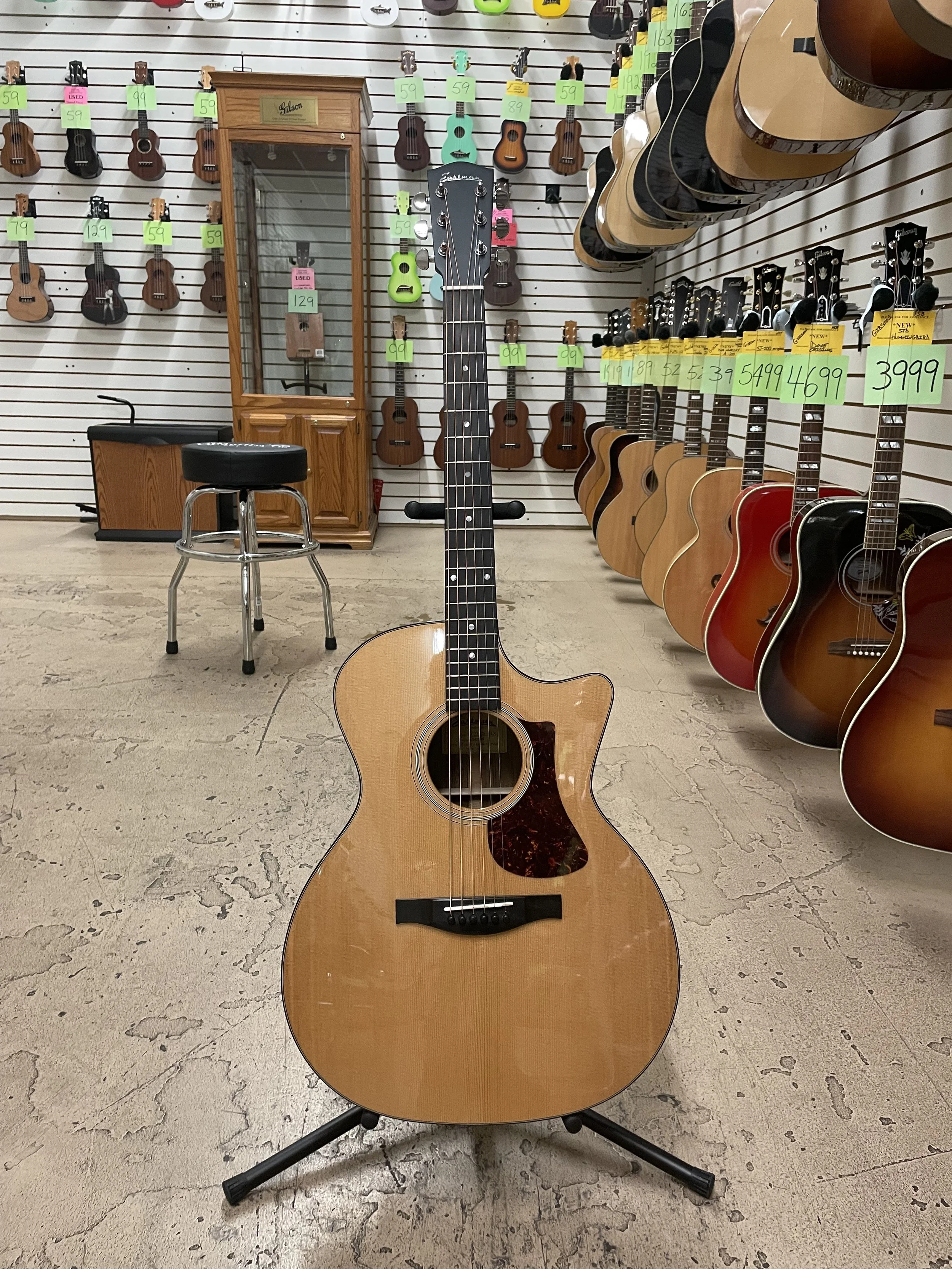 2025 Eastman AC222-CE Deluxe Natural