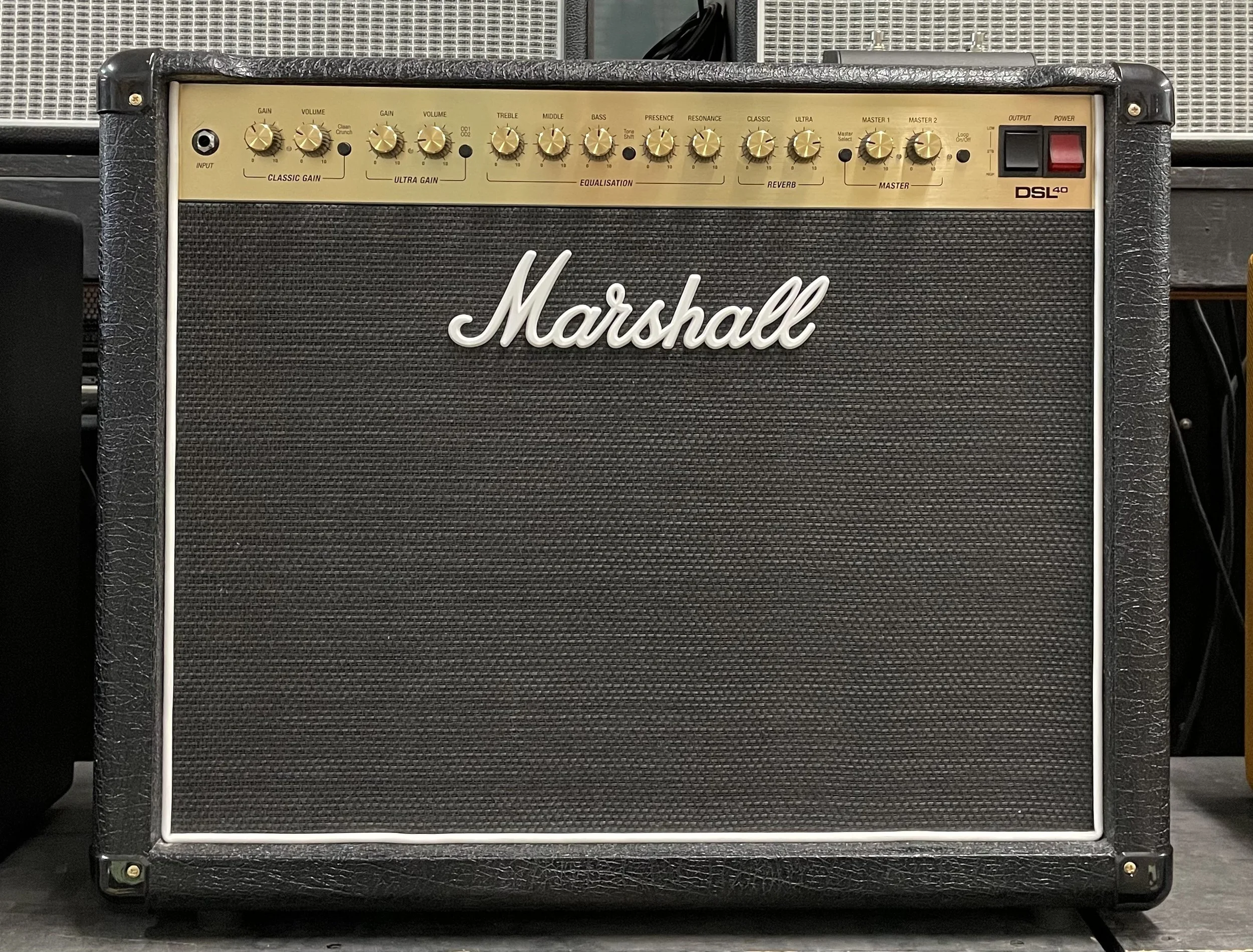 Used Marshall DSL40 Combo