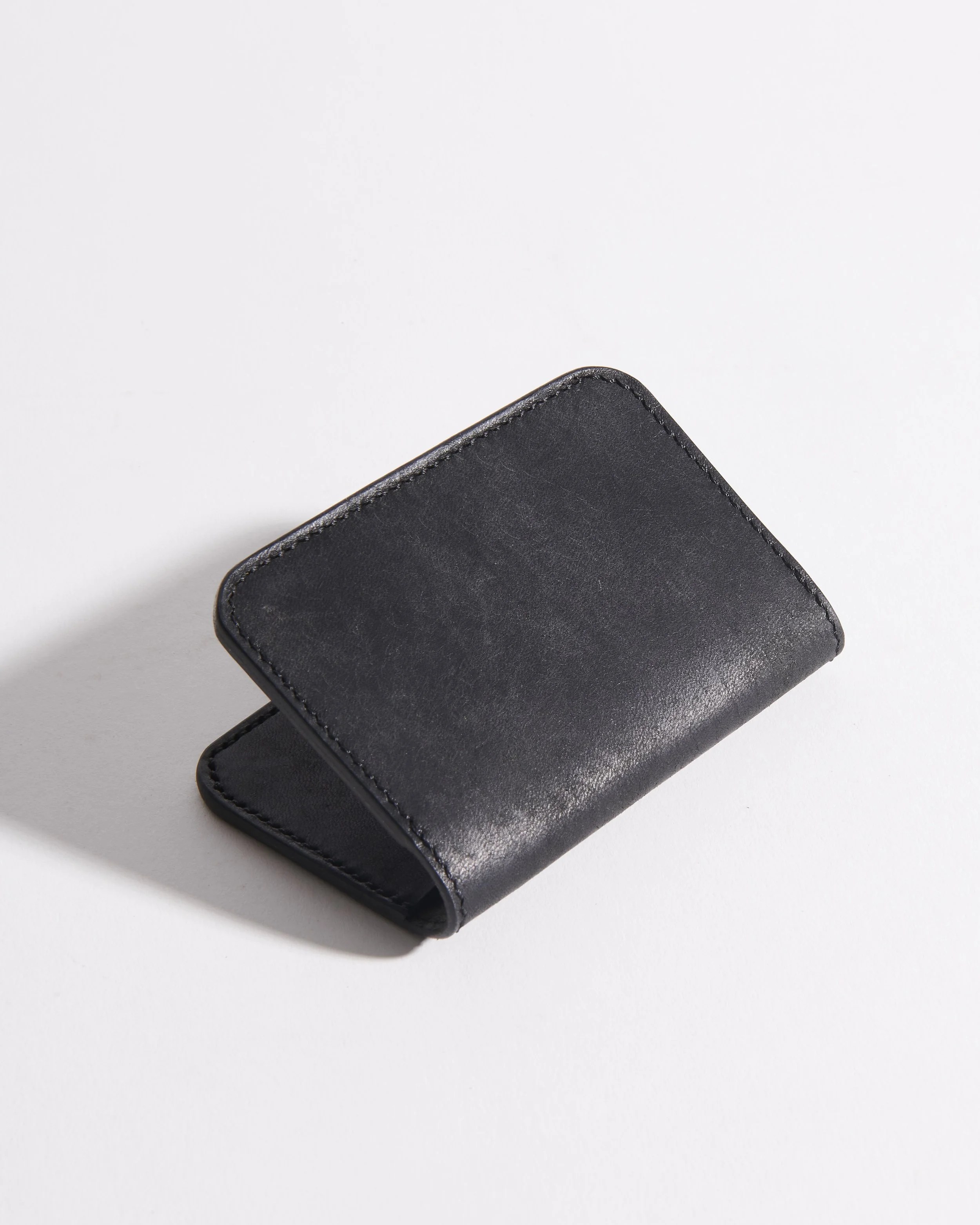 020421_MeduriLeather1403.jpg