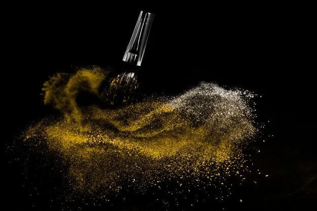 gold makeup.jpg