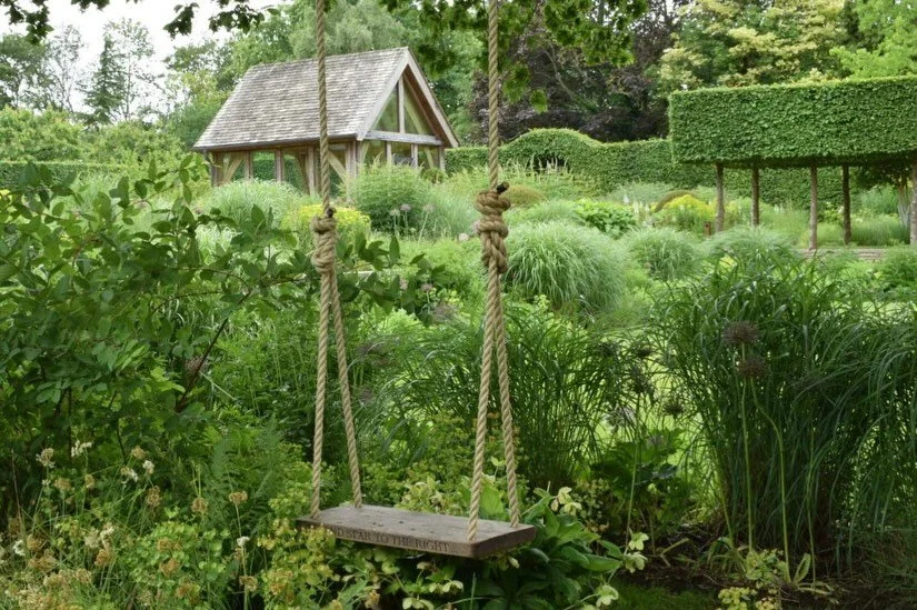 It&rsquo;s Friday again. I wanted to rather belatedly share some pics from last week&rsquo;s open garden. Full disclosure, none of the photos are mine, but I was lucky to have new friend @aluko7042 come along for a visit and take some beauties (how l