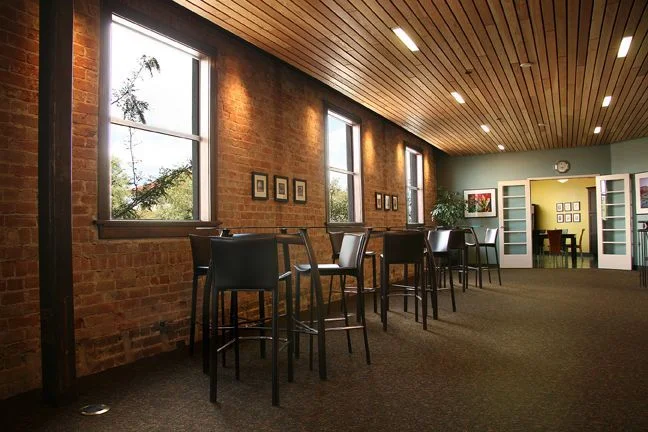 lounge.jpg