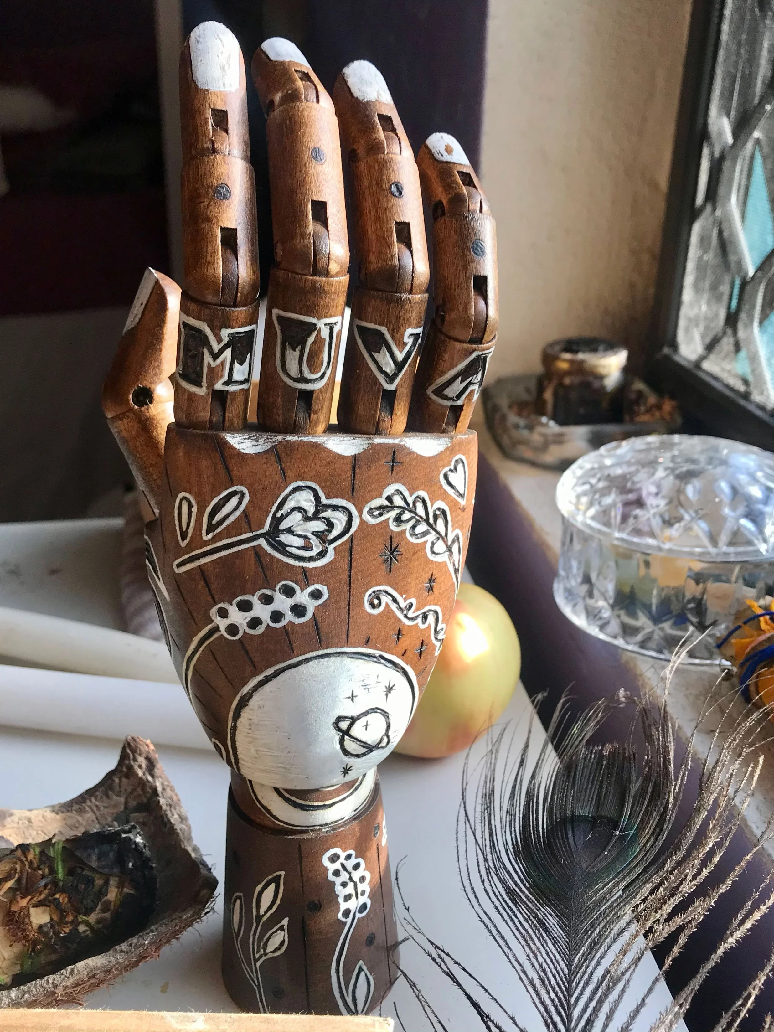 Ritual Kit with Tattoo Inspired Hand - Muva