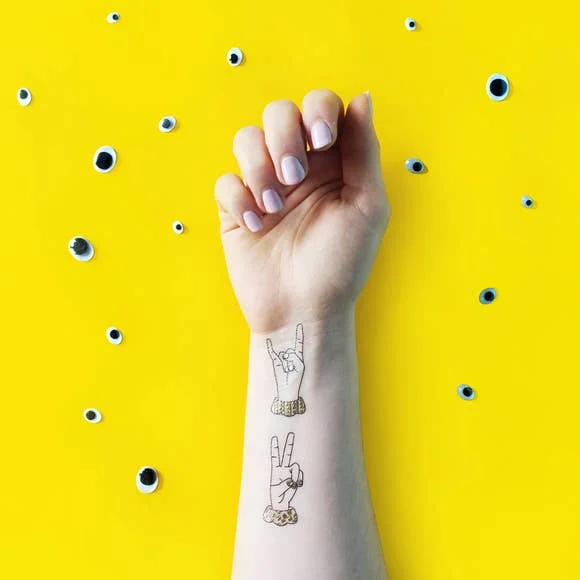 PAPERSELF - SIGN LANGUAGE
