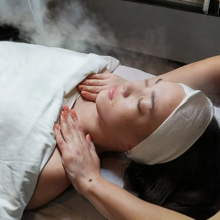 90-Min Facial with Neck & Shoulder Massage