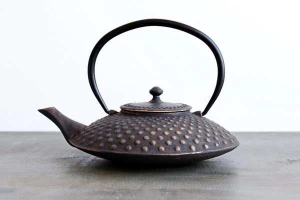 cast iron hobnail teapot