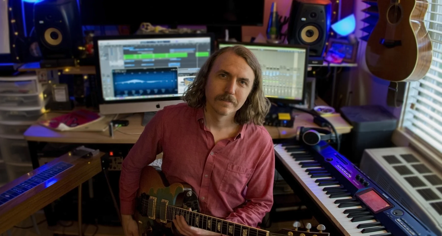 room-guitar-pose-blur.jpg