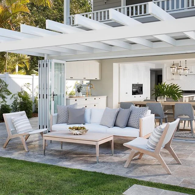 Outdoor living at its best!
Imagine sipping 🥂 at sunset overlooking the water and sitting right here! Yes please!! Last chance to view this stunning Hamptons style home before the auction this Saturday.

PROPERTY: 144 Tallebudgera Drive, Palm Beach.

AGENT: @kollosche_ 
@michael_kollosche 
@roblamb_kollosche 
OPEN HOME: Sat 26th Oct 1.30-2pm
AUCTION: Sat 26th Oct 2pm