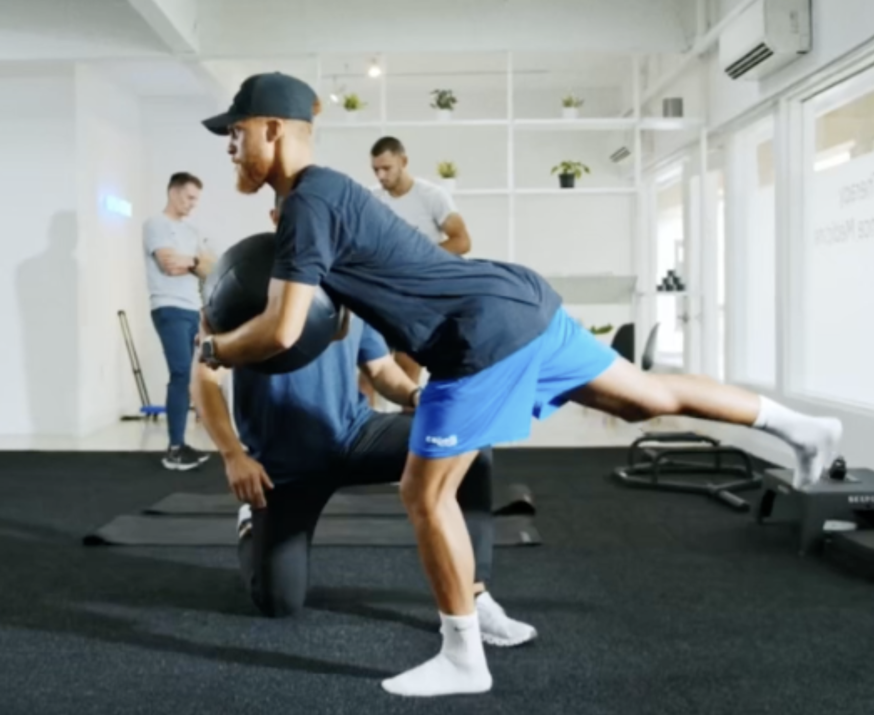 Achieve Your Health and Wellness Goals with Bespoke Treatments!