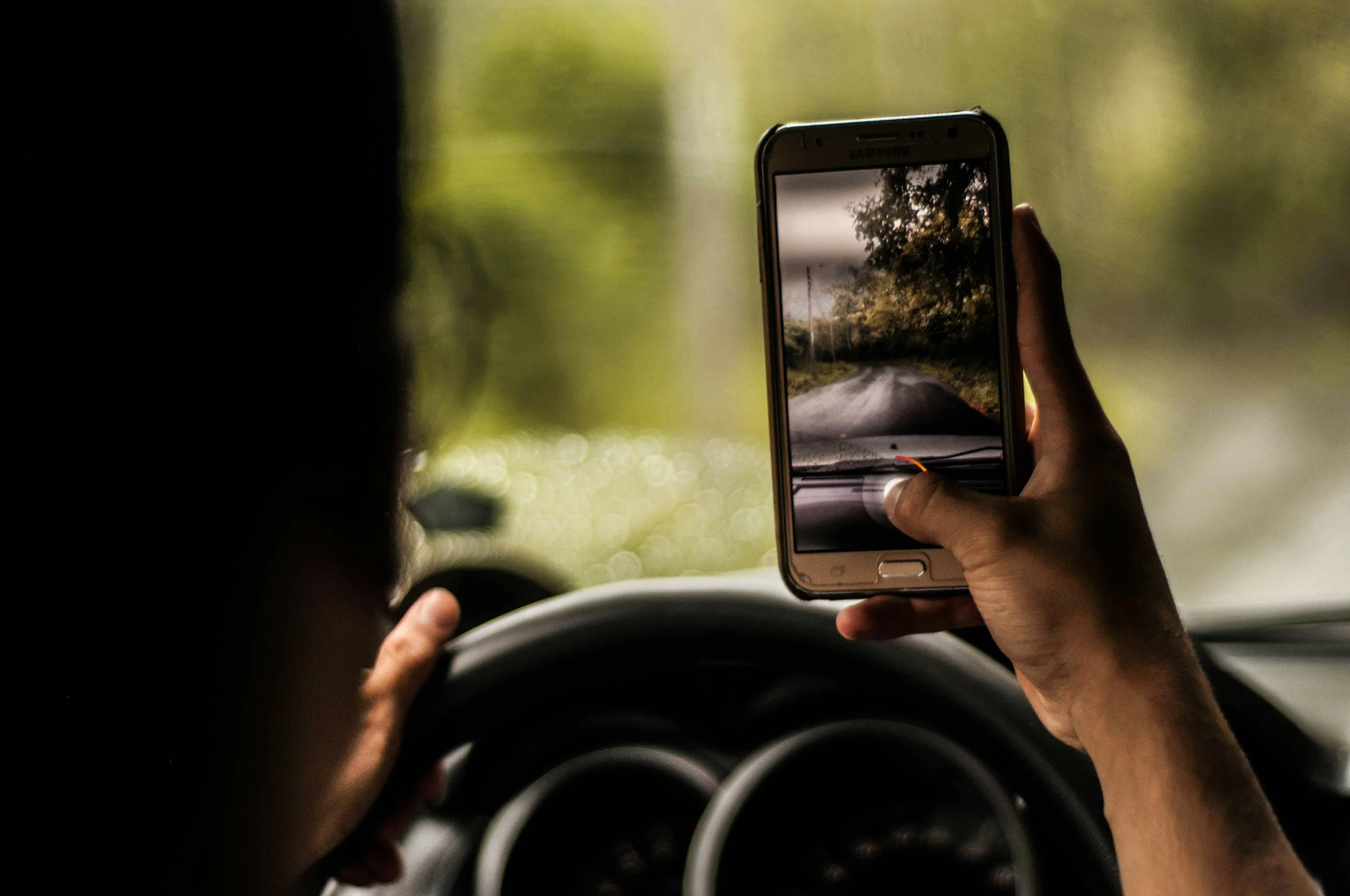 April Is Distracted Driving Awareness Month