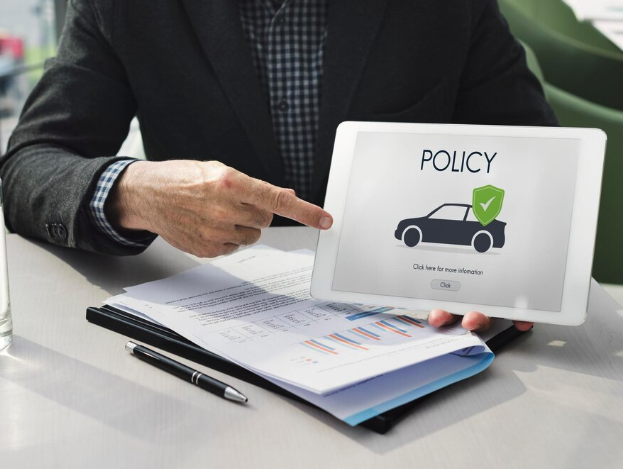 Fleet Insurance Basics: The One Accident That Can Cost Your Business Everything