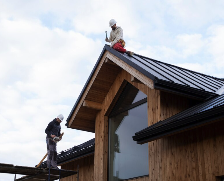 Scheduled Roof Endorsements: The Coverage Gap Many Homeowners Don't See Coming