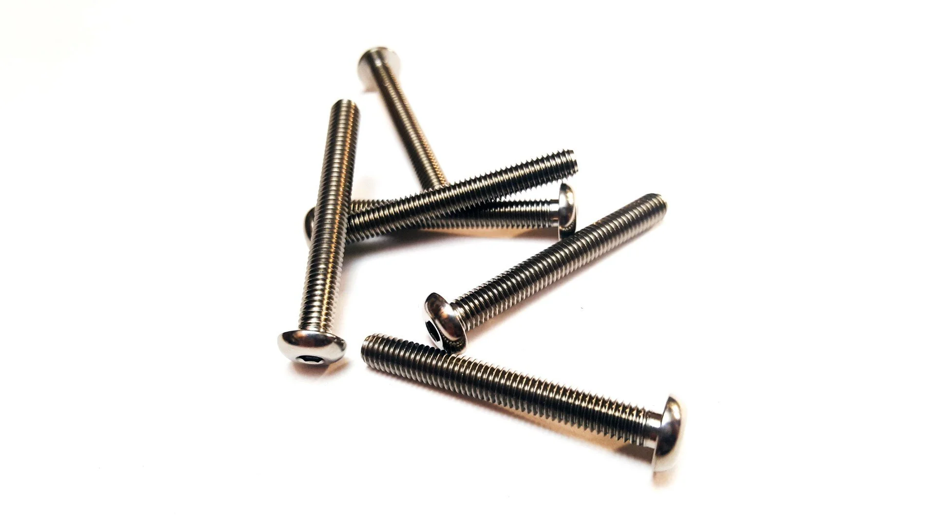 TITANIUM FASTENERS — CAMPESTRAL
