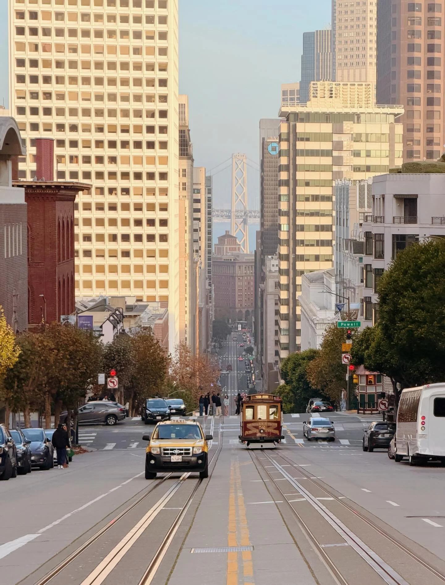 Moments from a cozy december day in san francisco 🎄💫