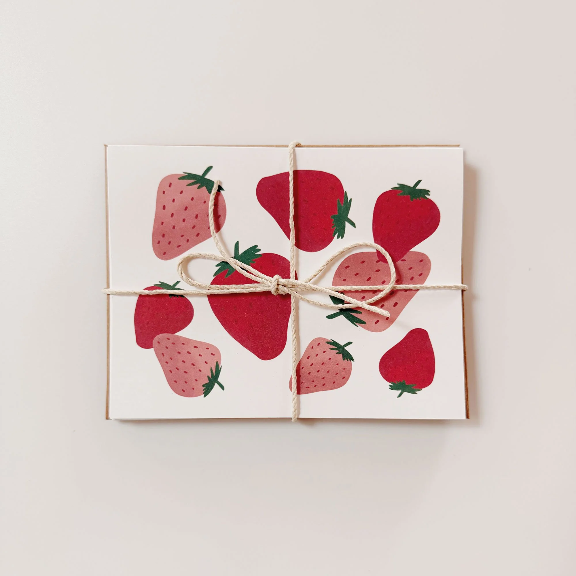 strawberries-notecards-02.jpg