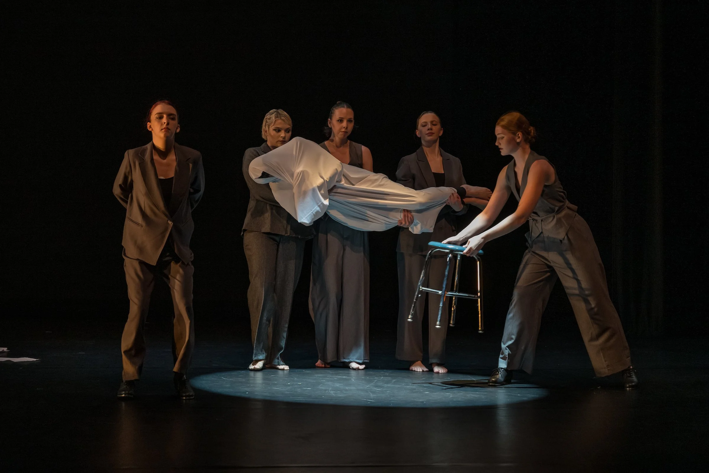 WAIIT_bodybag_370 2.JPG