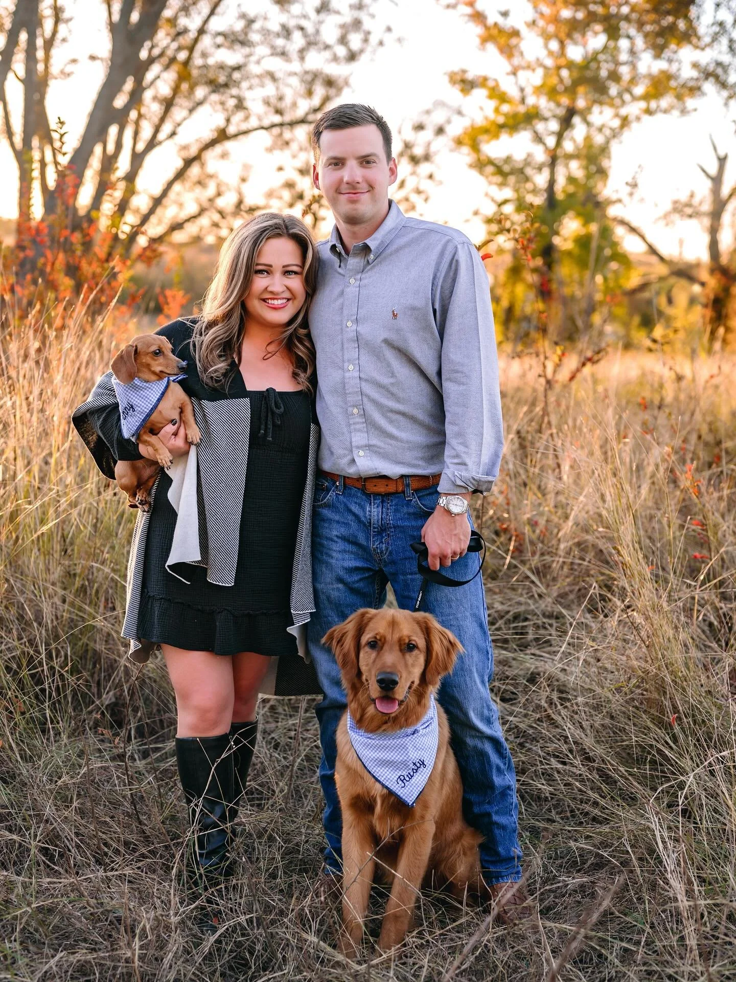 When the Client asks if they can bring their dogs&hellip;. 😍😍😍

#vanalstynephotographer
#vanalstynefamilyphotographer
#annatxphotographer #mckinneyfamilyphotographer #shermanfamilyphotographer #howefamilyphotographer #annafamilyphotographer 
#vana