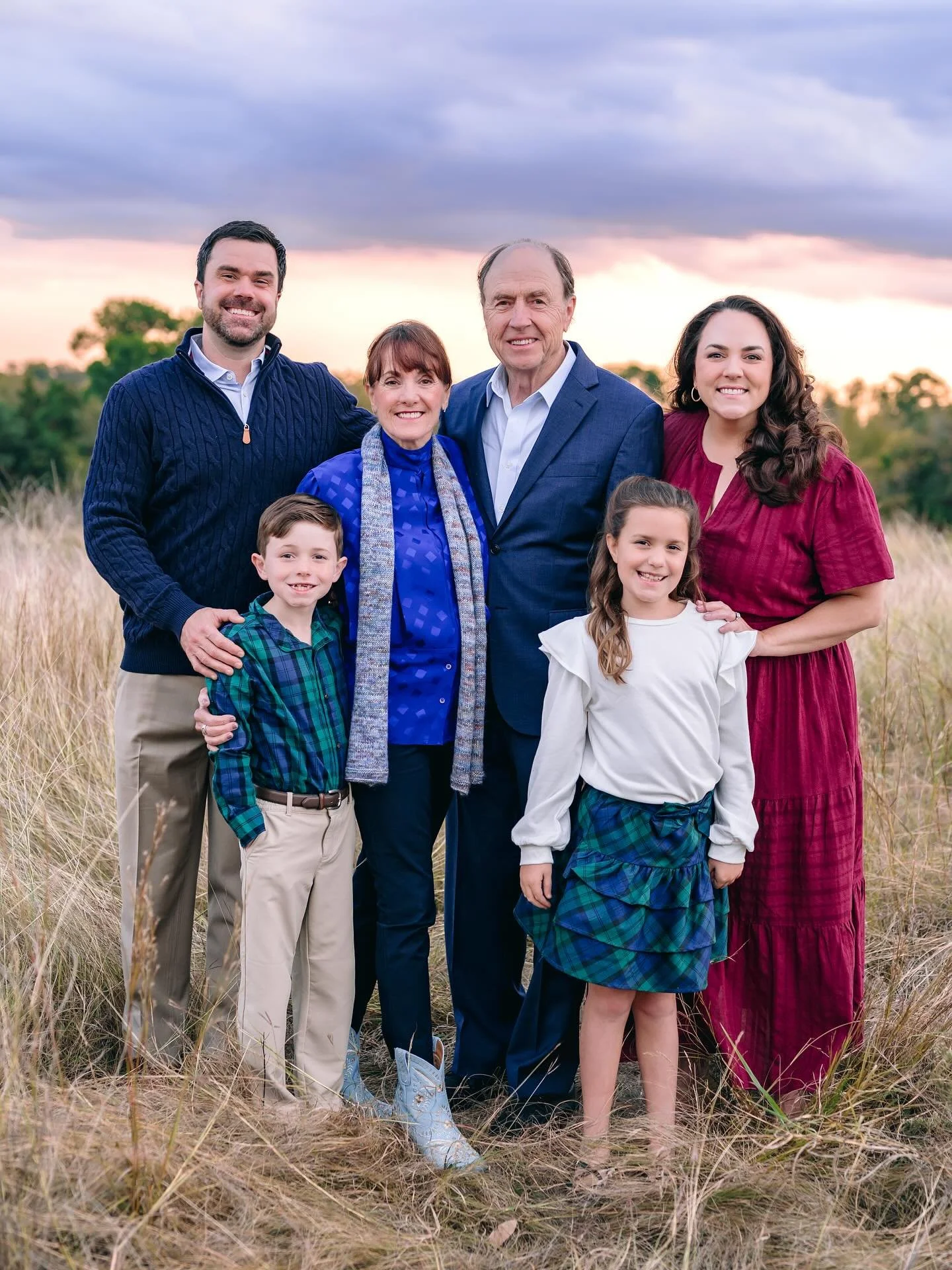When the grandparents join in on the shoot and the sky shows off! 😍😍😍