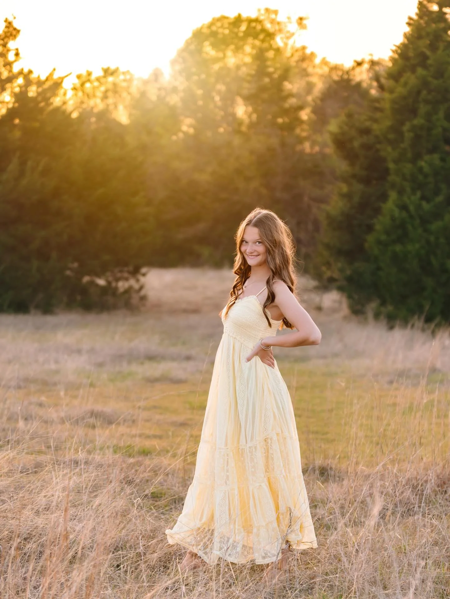 It&rsquo;s Senior Sunday!!! Check out this beauty!!! 

If you&rsquo;re still in need of a senior session, I have some availability left before the end of the school year!!