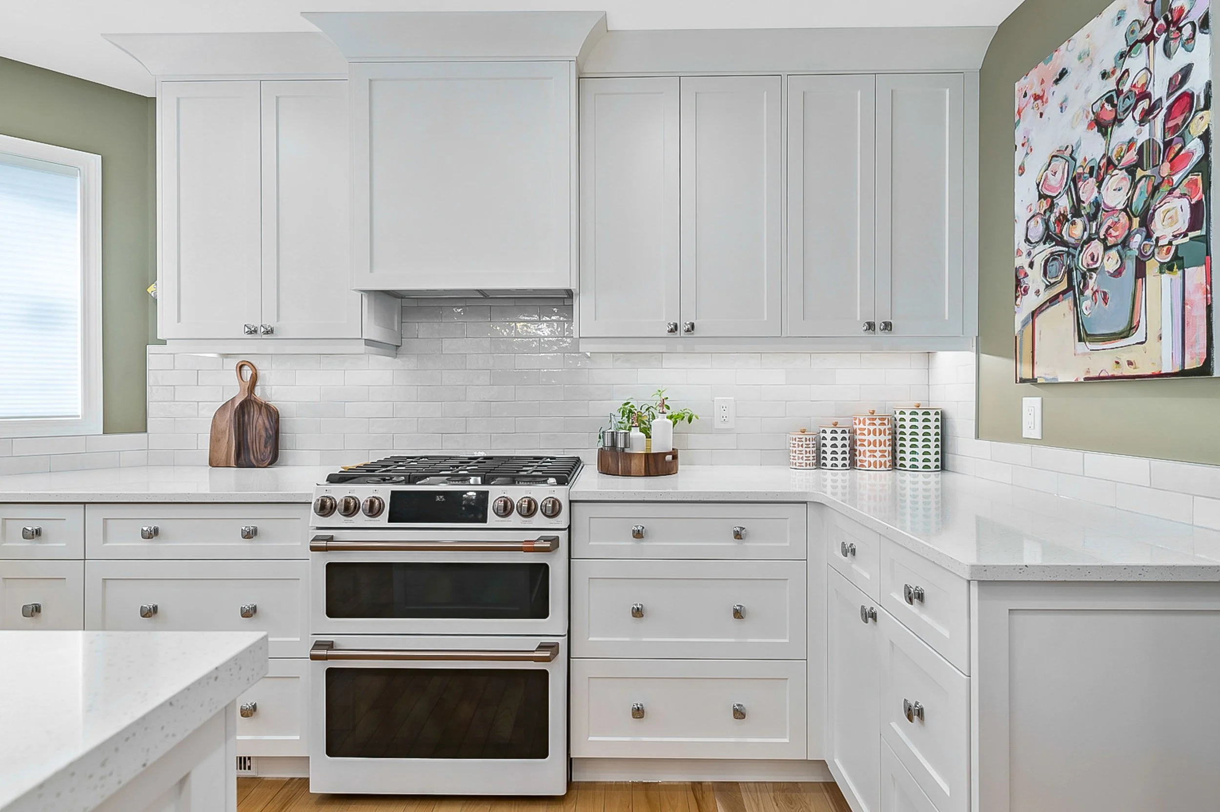 prof shots of new kitchen 10.jpg