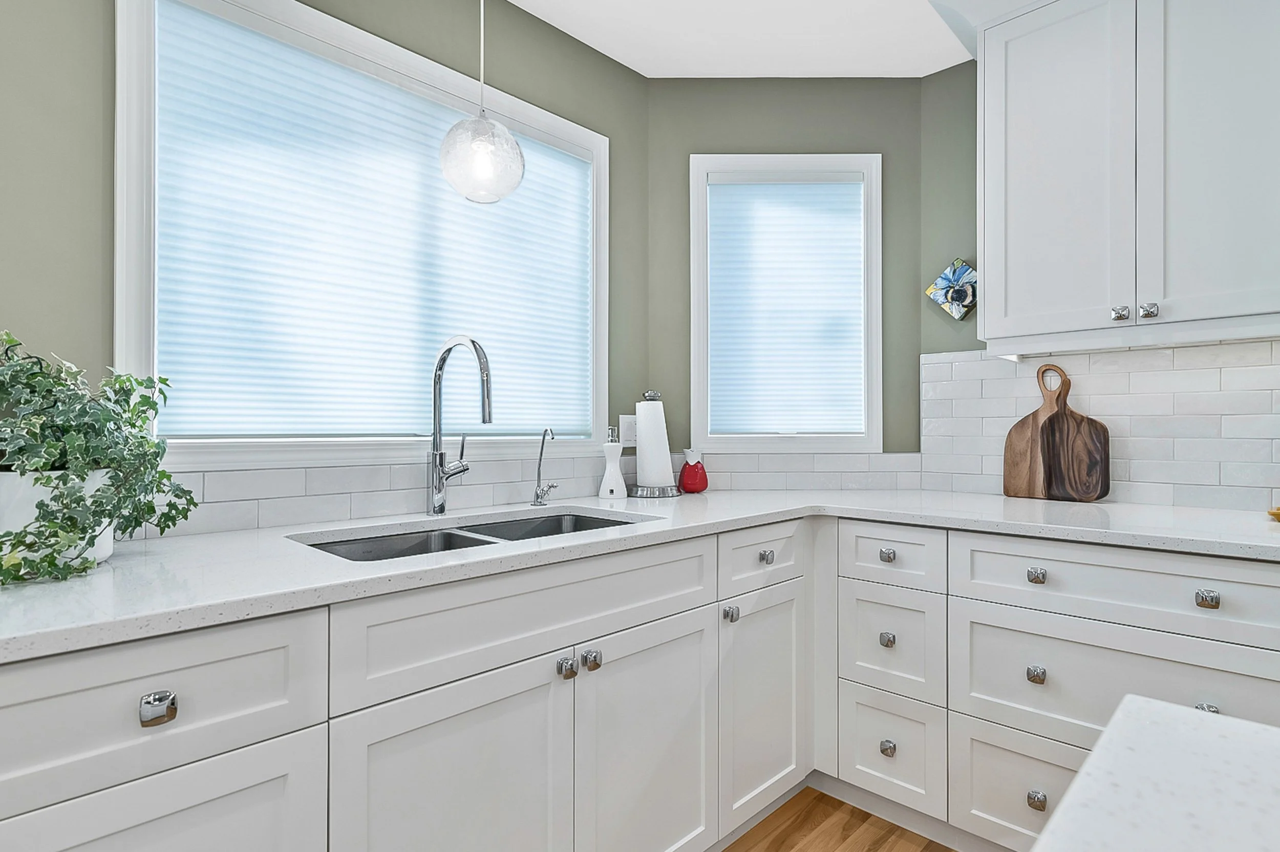 prof shots of new kitchen 7.jpg