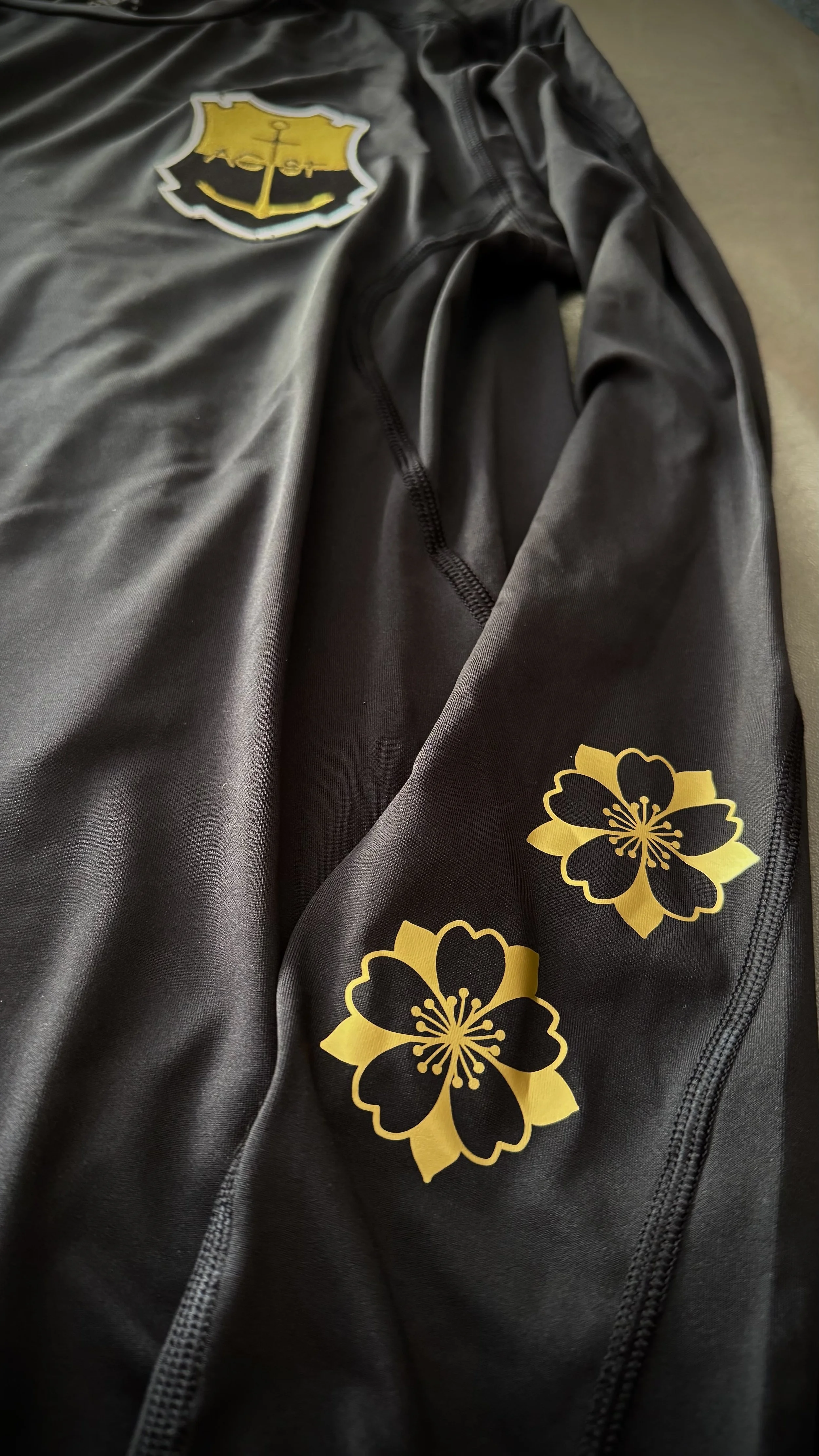 ACST FC  RUNNING HANNYA BLOSSOM LONG SLEEVE SHIRT - 20264.jpeg